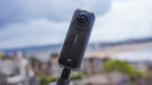 Insta360 X5 vs X4