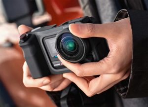 Ra Mắt Insta360 Ace Pro 2 Ultimate Videography Bundle