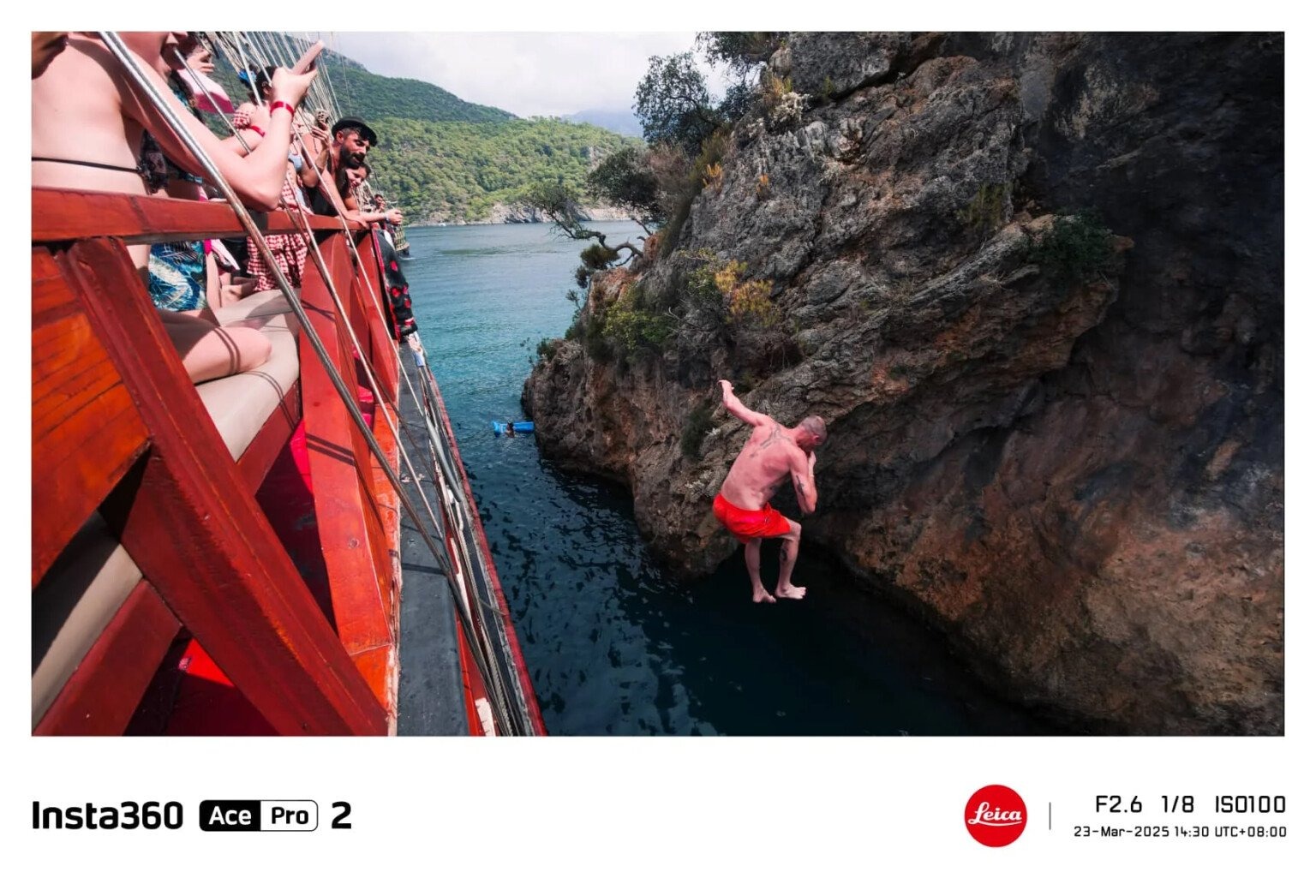 firmware mới trên Insta360 Ace Pro 2