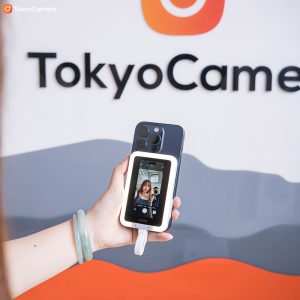 Insta360 Snap (Selfie Screen with Light)