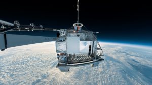 insta360 titan ngoài vũ trụ