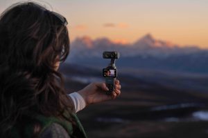 ra mắt insta360 luna ultra